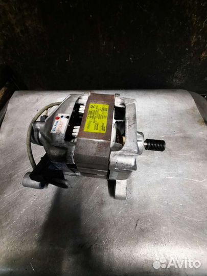 Двигататель стиральной машины