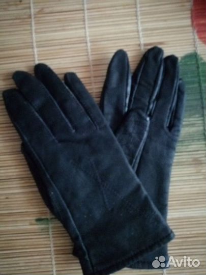 Перчатки