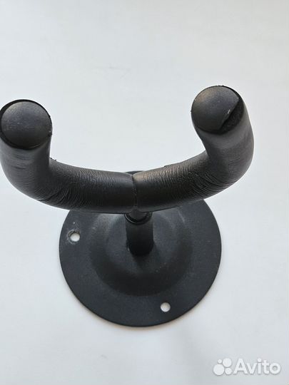 Держатель настенный для гитары