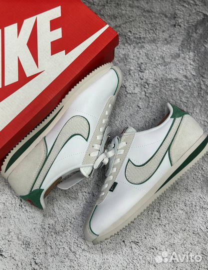 Кроссовки nike cortez