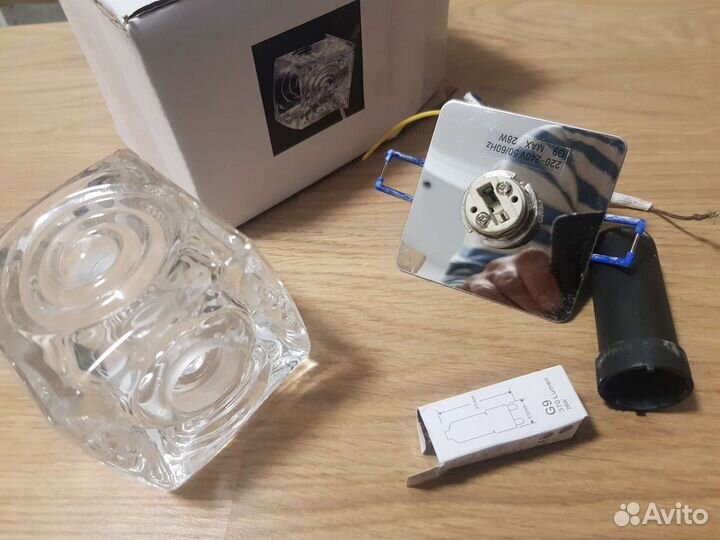 Продаются точечные потолочные светильники 10 шт