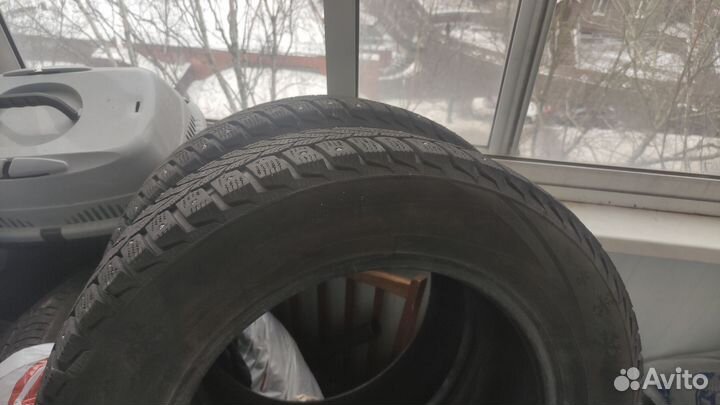 Viatti Brina Nordico V-522 215/60 R16 95T