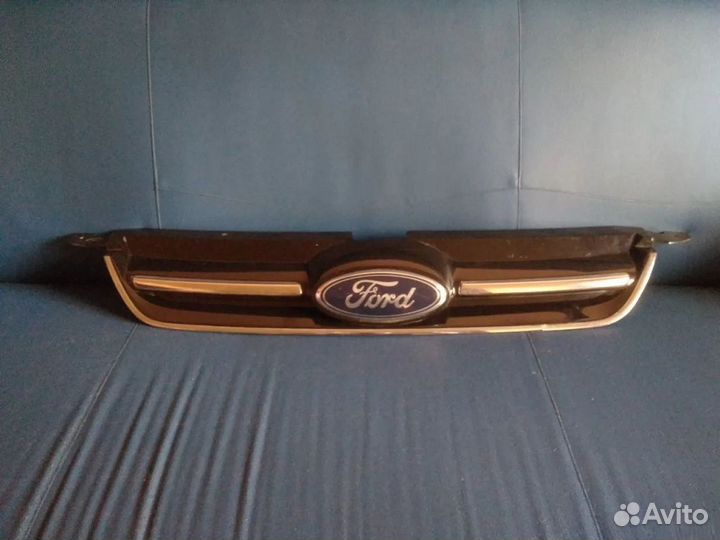 Ford C-MAX Решетка радиатора