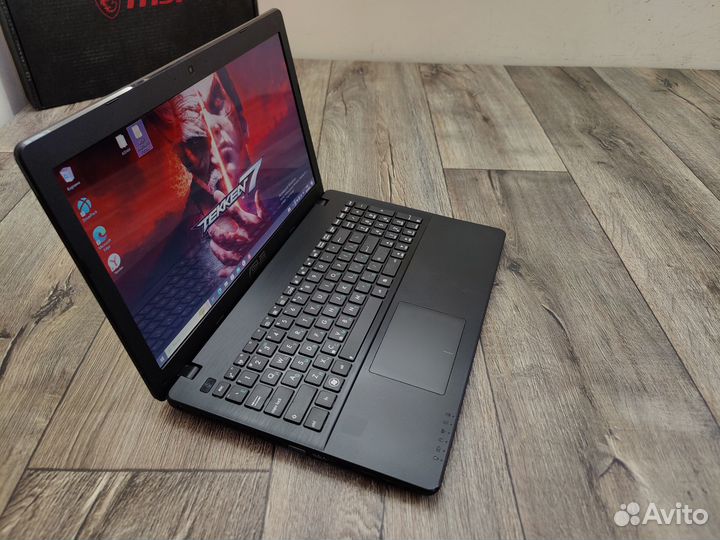 Ноутбук asus X552MJ (4 ядра)