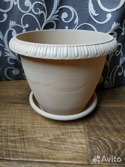 Горшок, кашпо для цветов, ваза