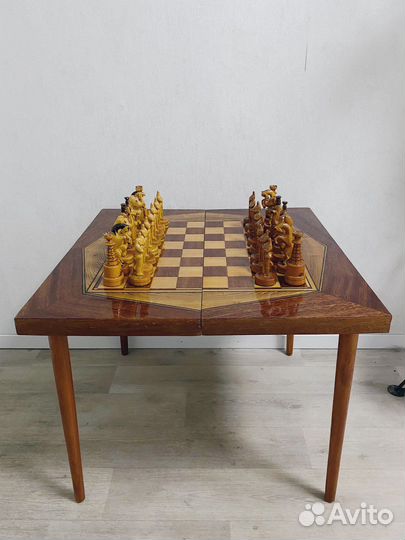 Шахматный стол винтаж