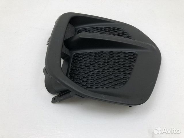 Рамка противотуманной фары правой Kia Sportage 4