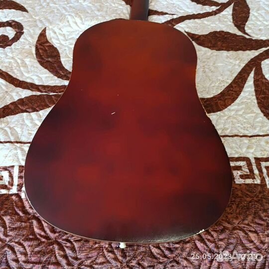 Гитара 6 струнная