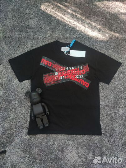 Футболки Maison Margiela Caution