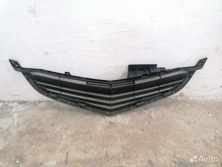 Решетка радиатора Honda Elysion