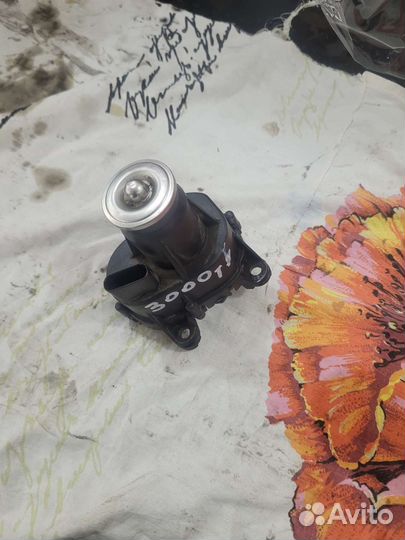 Сервопривод коллектора Mercedes-Benz C-Class W204