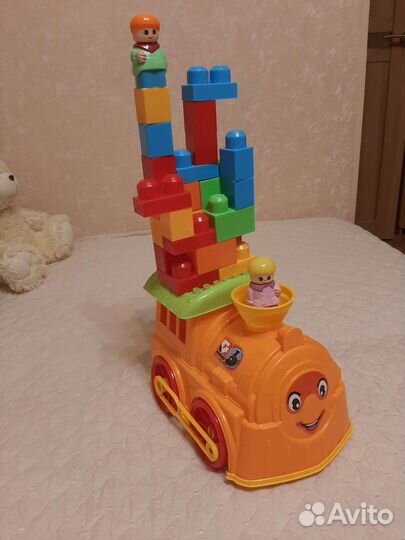 Игрушка Лего Паровозик для малышей