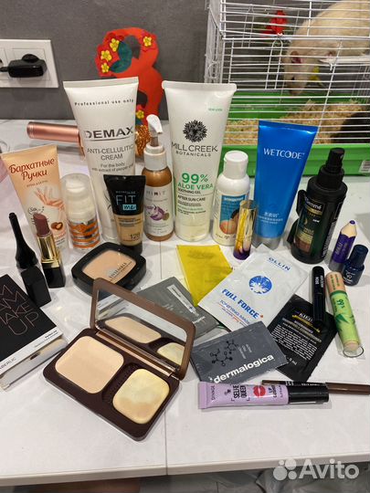 Набор косметики пакетом