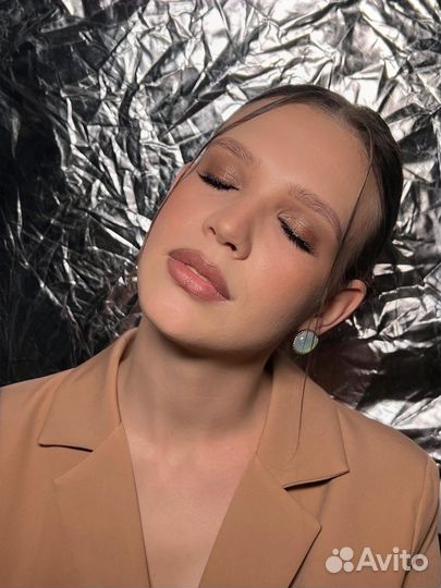 Модель на макияж бесплатно