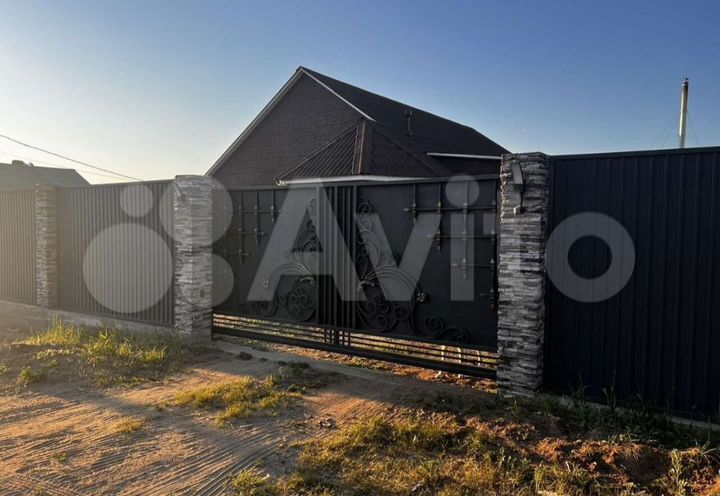 Дом 180 м² на участке 15 сот.