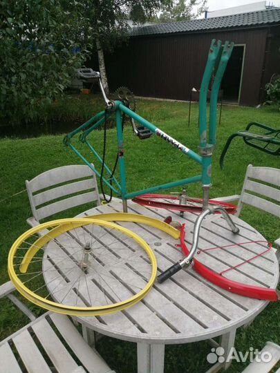 Запчасти к велосипеду