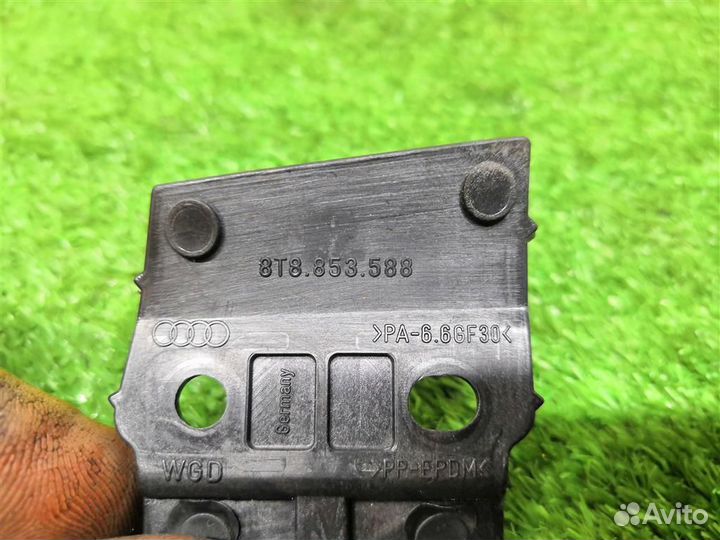 Кронштейн (сопут. товар) Audi A5 /S5 Coupe/Sportb