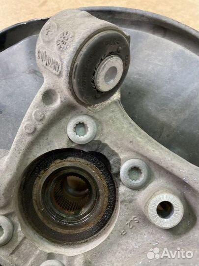 Ступица задняя левая Audi A6 С6 2004—2008