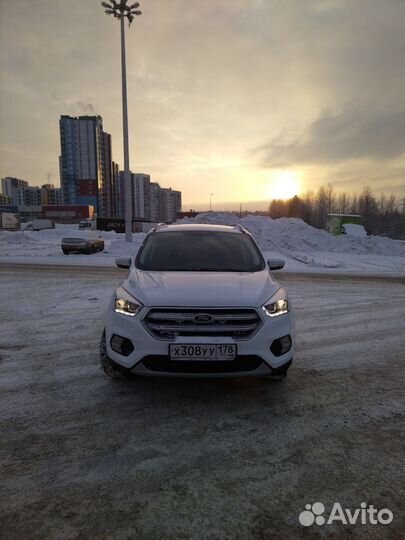 Аренда автомобиля с водителем на свадьбу