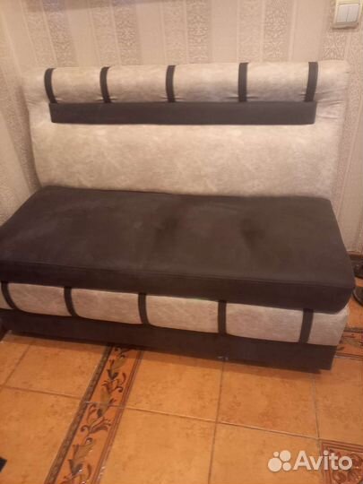 Мини диванчик