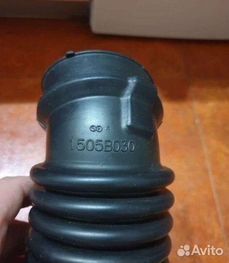 Патрубок 1505А630 Mitsubishi outlander xl дроселя