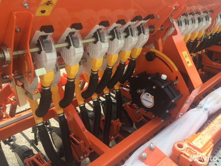 Сеялка Фаворит СЗФ 5.400-V, 2023