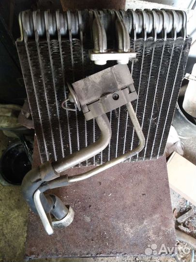 Радиатор кондиционера Toyota хайс