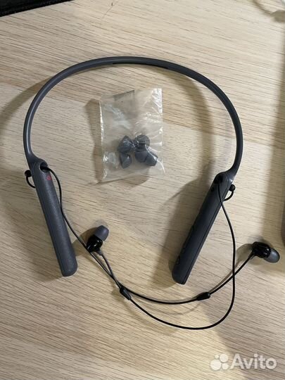 Беспроводные наушники Sony wi c400