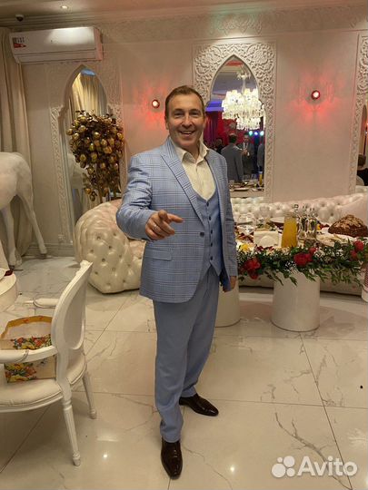 Поющий ведущий