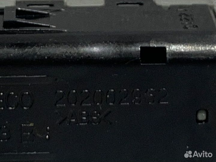 Кнопки прочие Kia Rio 2 седан G4EE 2011