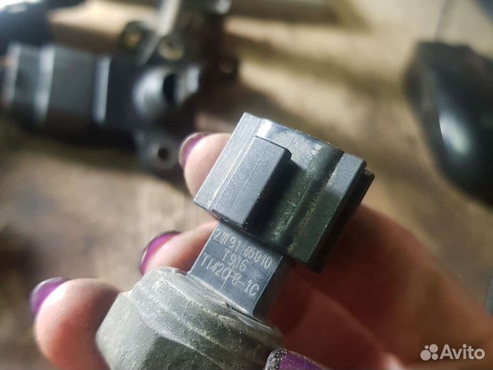 Датчик давления кондиционера Nissan infiniti