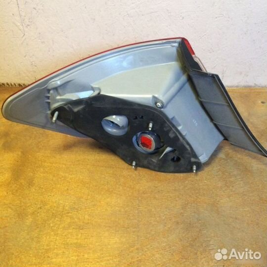 Фонарь наружный задний правый Toyota Camry V50