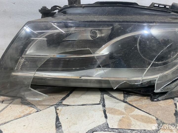 Фара ксеноновая передняя Audi A5 купе 1.8 2008