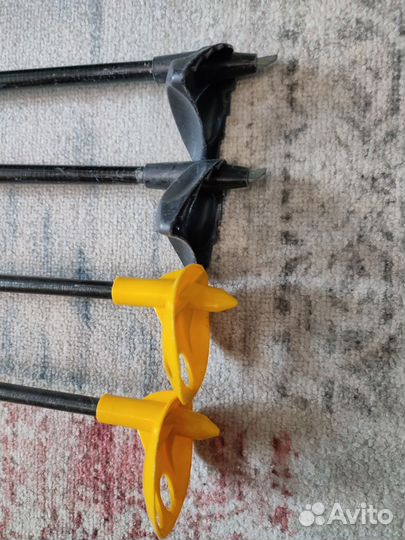 Лыжи 150см, палки 83 и 100см, ботинки 34р