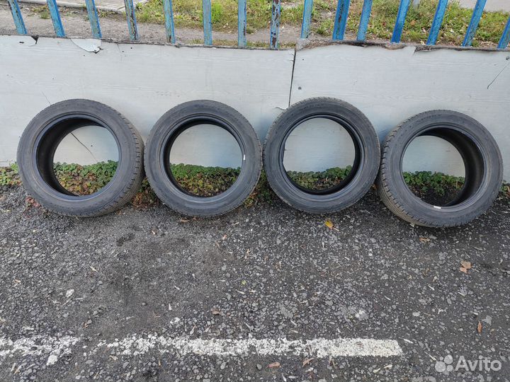 Goodyear Eagle Sport 215/55 R17 V