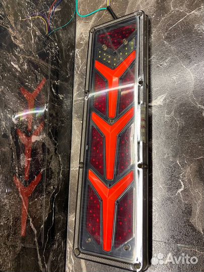 Диодные задние фонари LED 12-24В «Ламбо »