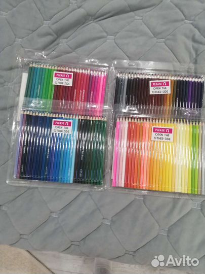 Набор цветных карандашей