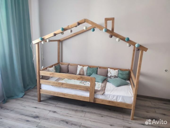 Детская кровать Домик