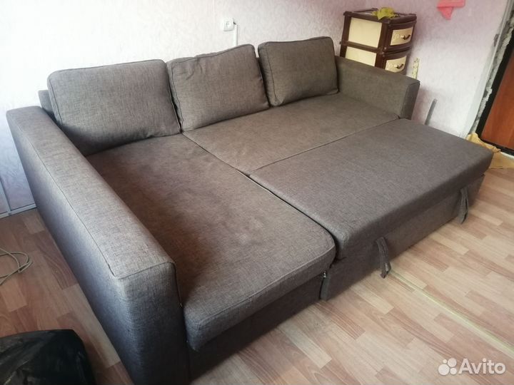 Угловой диван IKEA