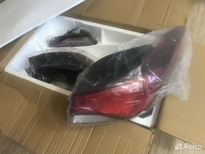 Фонари Hyundai Elantra 5 (MD) 2015 (оригинал)