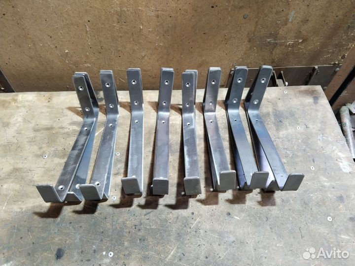 Держатель для полок