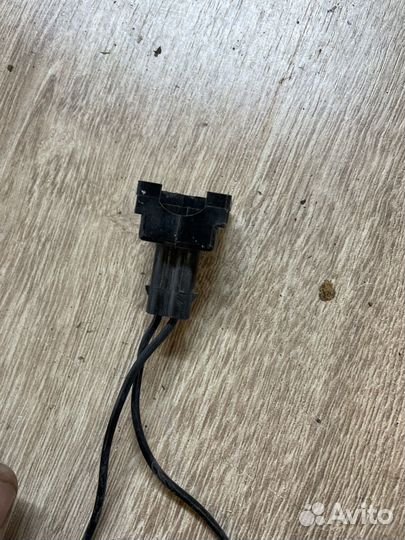 Разъем 2 контакный VW Golf Passat Jetta