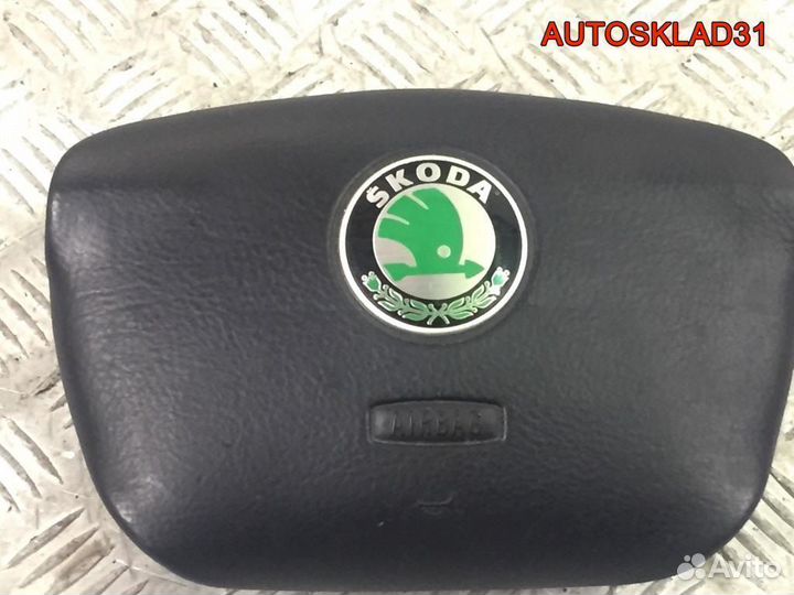 Подушка безопасности в руль Skoda Octavia