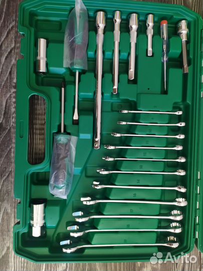 Набор инструментов 121 предмет
