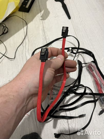 Кабель питания SATA