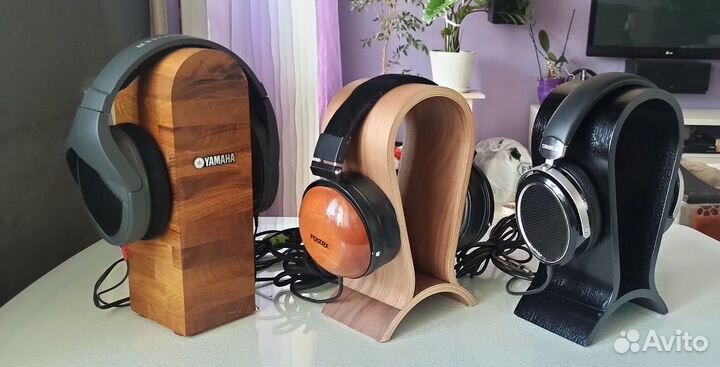 Подставки для наушников