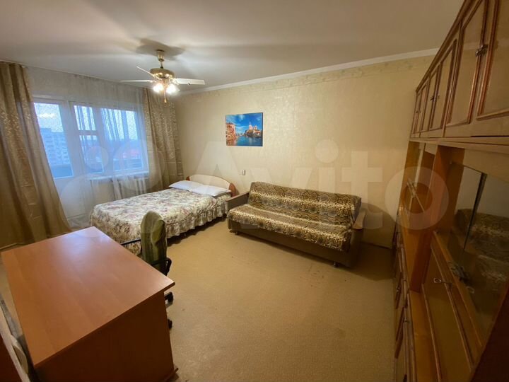 2-к. квартира, 56 м², 9/10 эт.