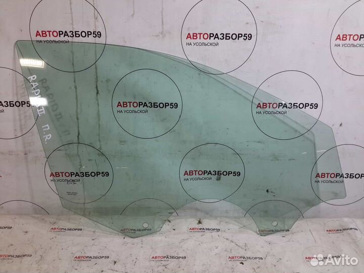 Стекло переднее правое Skoda Rapid 2