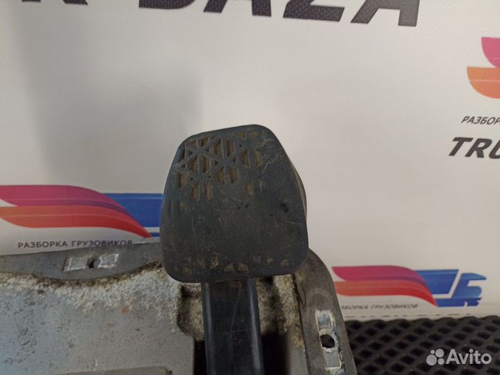 Блок педалей Mercedes-Benz Axor