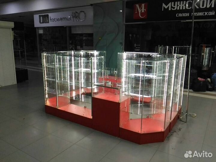 Витрина стеклянная Торговое оборудование